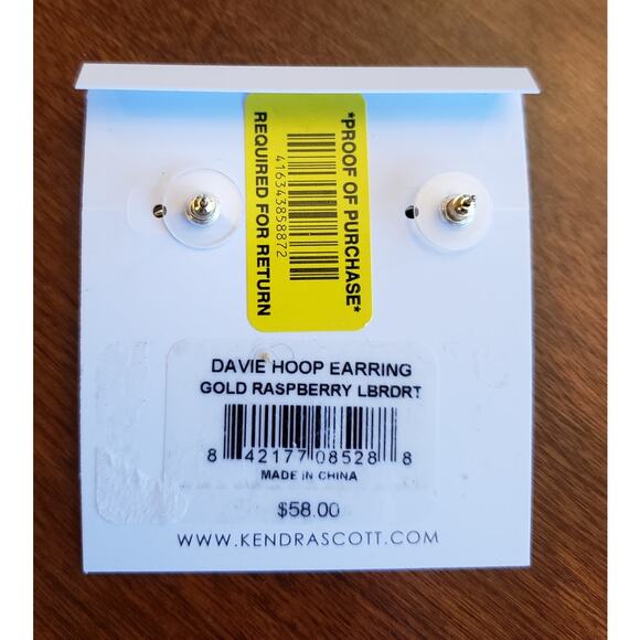 Kendra Scott NWT Feather weight Davie Hoop Earrings Raspberry stone gold‎ hoop - Picture 3 of 3